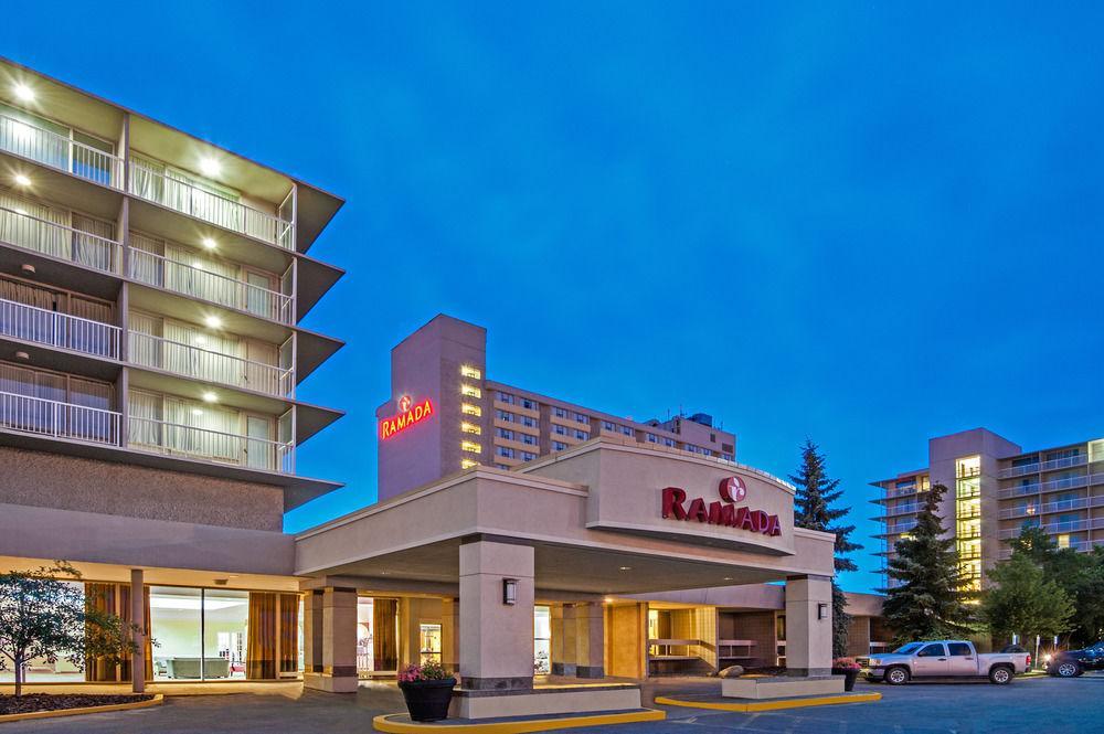 Edmonton Inn And Conference Centre Exterior photo